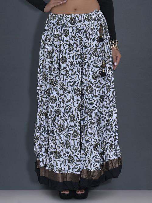 white floral printed cotton long skirt - 9587954 - Very Small Image - 1