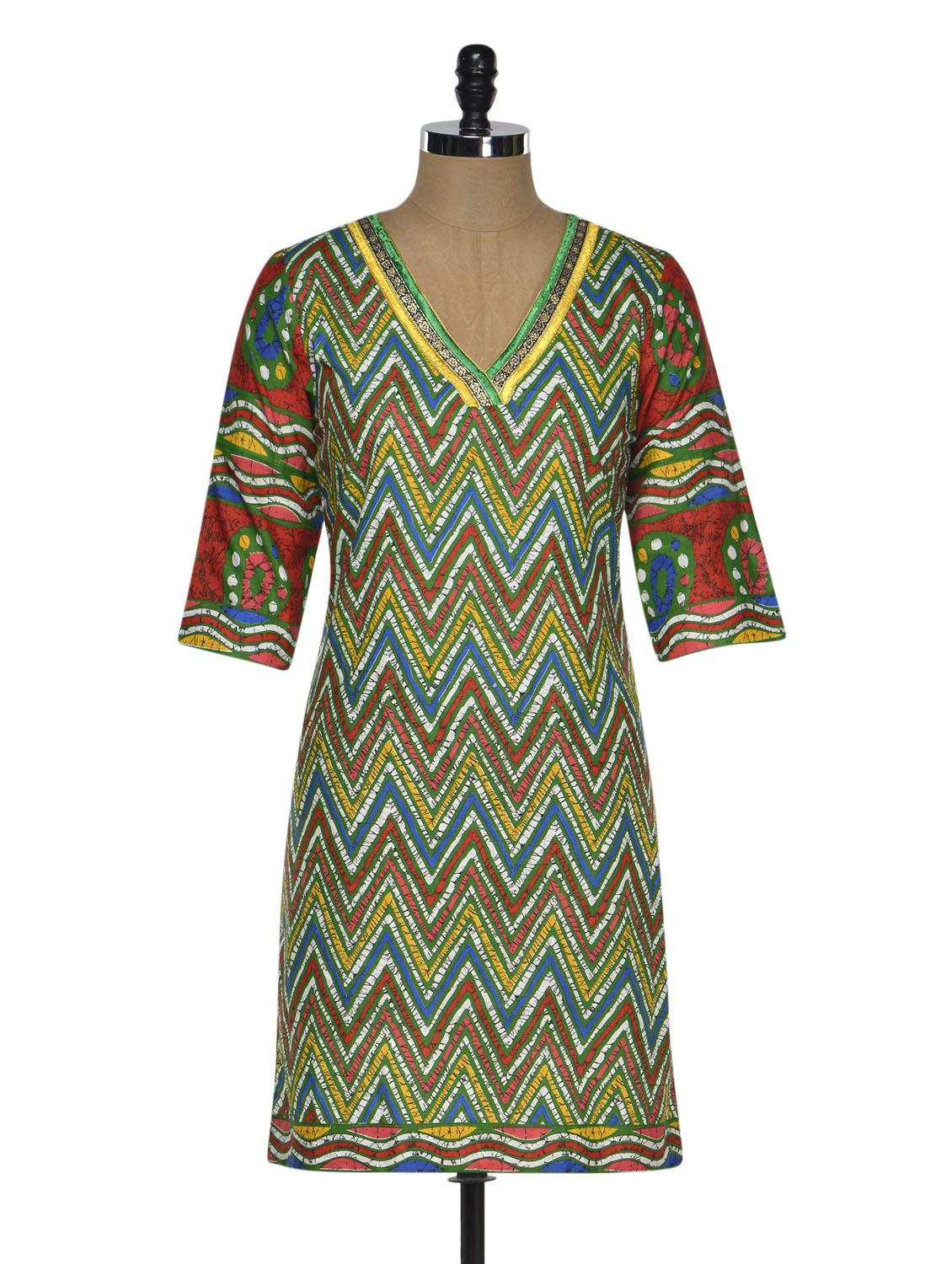 Chevron Print Kurta With A Hint Of Green - By