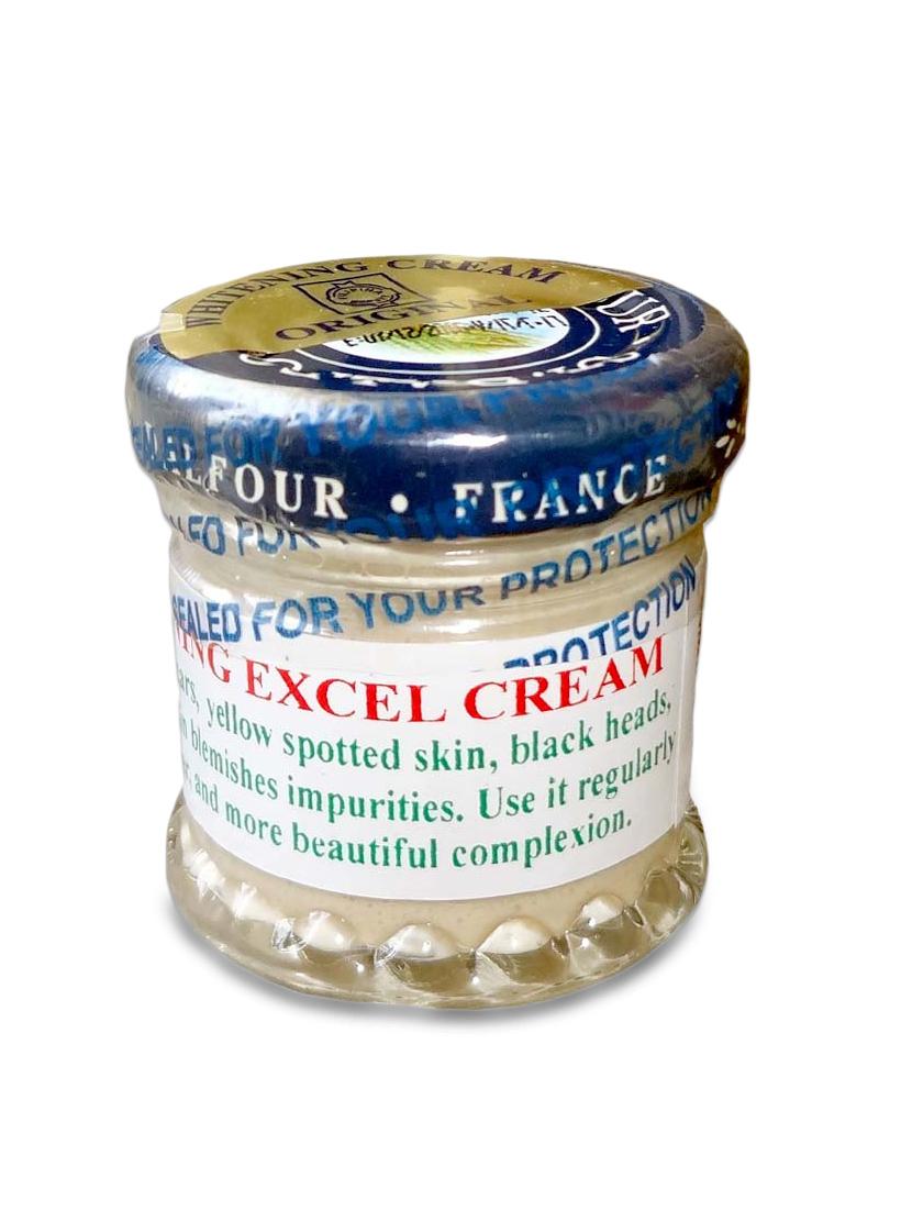 Herbal Cream For Skin Whitening And Dark Spots With Natural Extracts - By
