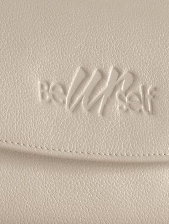 white leather wallet - 9936803 - Zoom Image - 4