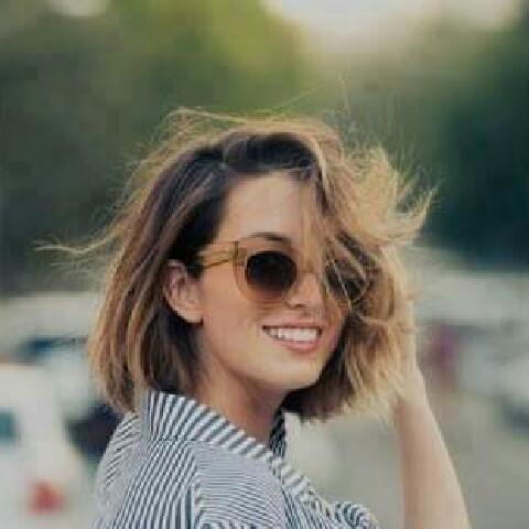 Roshna M