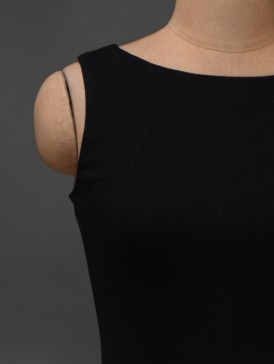 pleated a-line sleeveless black dress - 1000426 - Standard Image - 3