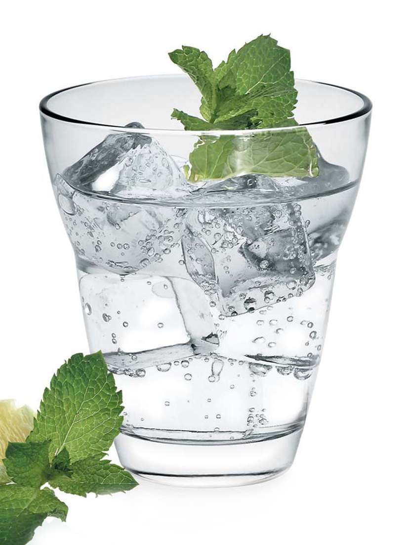 transparent  glass tumbler