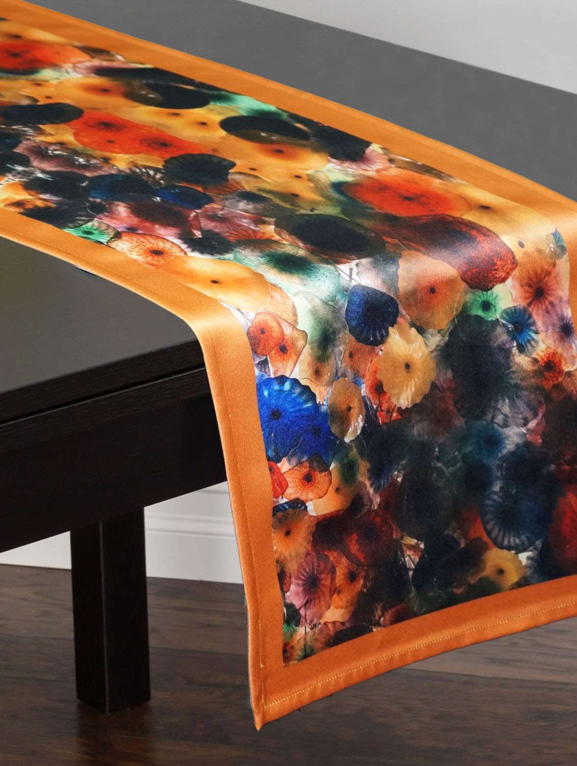 lushomes digital printed cream themed polyester runner