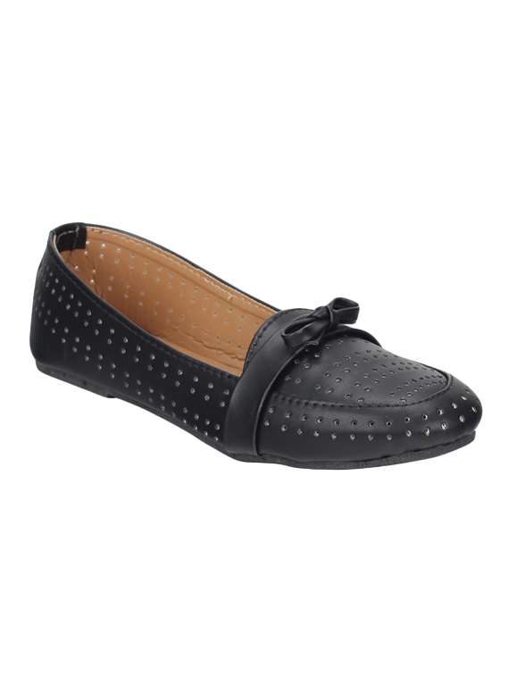 black leather casual shoes