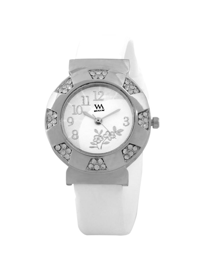 white wrist watch - 11273408 - Zoom Image - 0