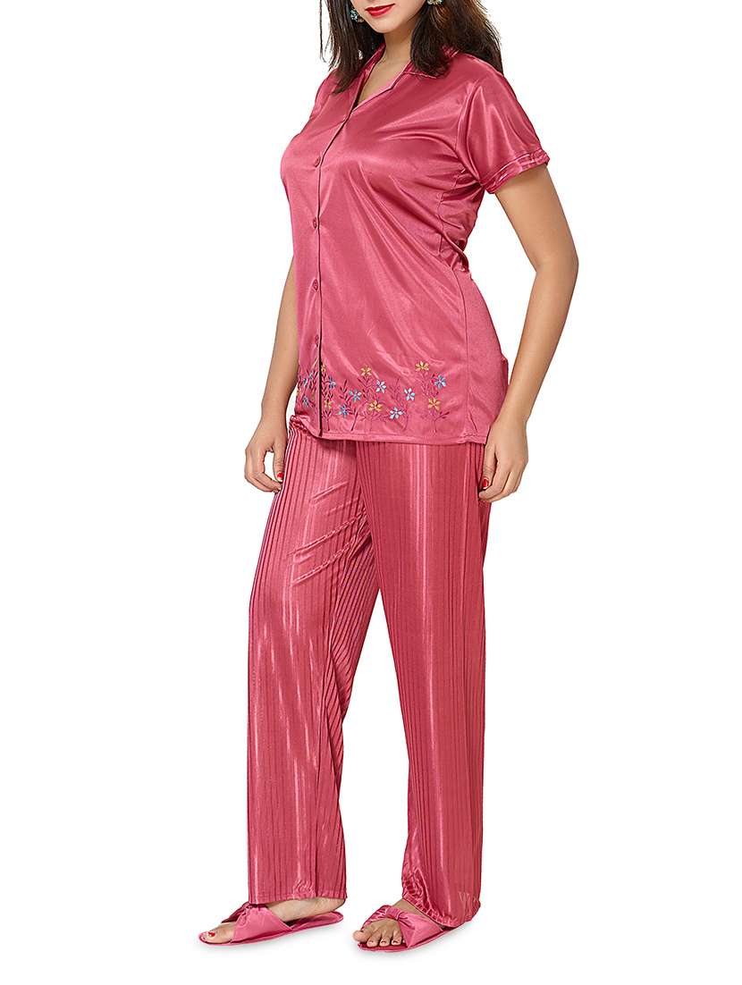 pink night suit