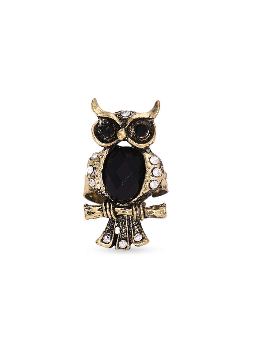 gold metal ring