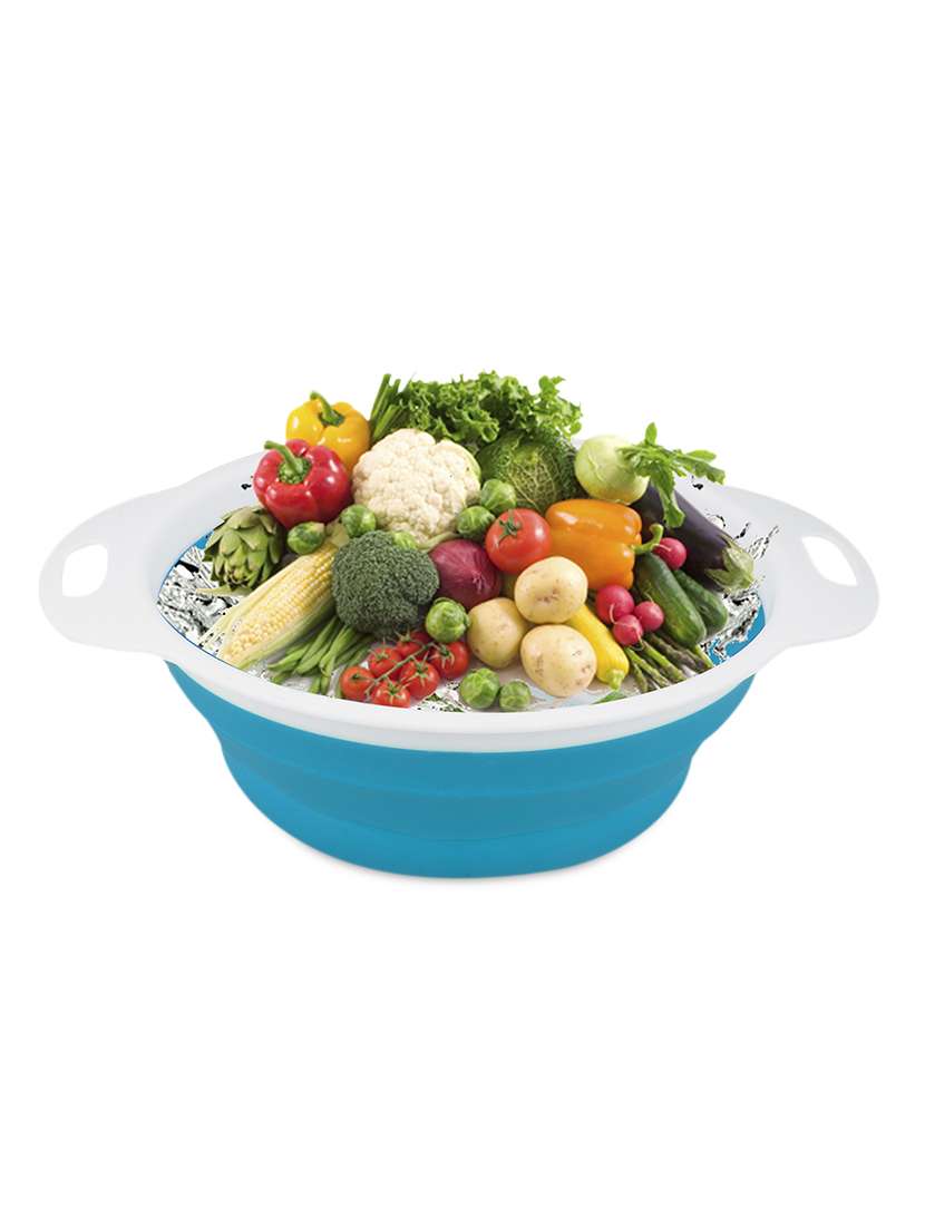 blue & white strainer