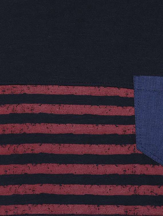 navy blue cotton pocket  t-shirt - 11716139 -  Standard Image - 3