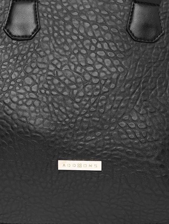 black leatherette textured handbag - 11921150 -  Standard Image - 3