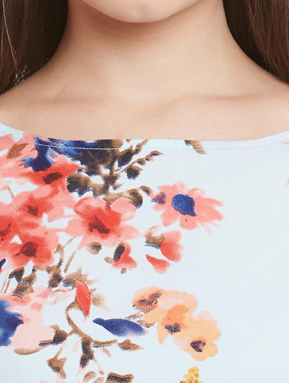 floral curved hem top - 12113515 - Standard Image - 3