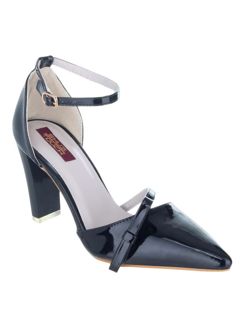 black synthetic sandals