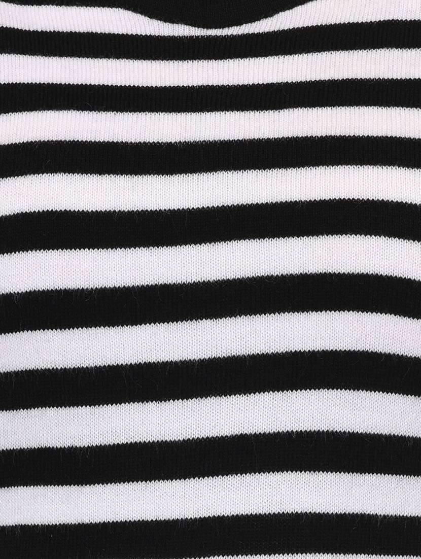 white and black acrylic pullover - 12983246 -  Standard Image - 3