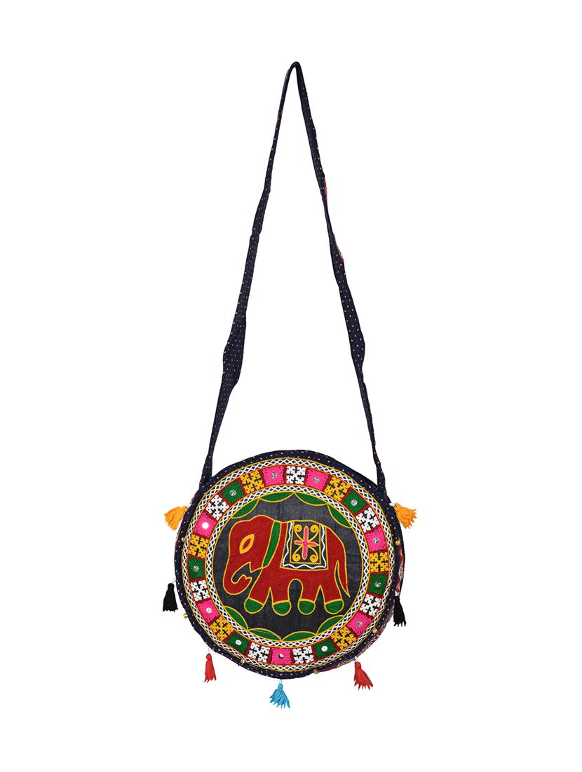 black cotton sling bag - 13027474 - Zoom Image - 0