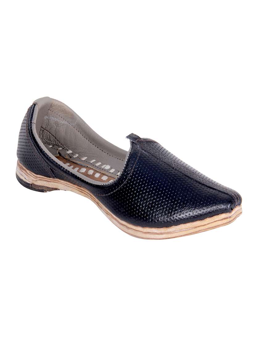 Jutis Mojari For Mens Flipkart Buy Online Black Leatherette Slip