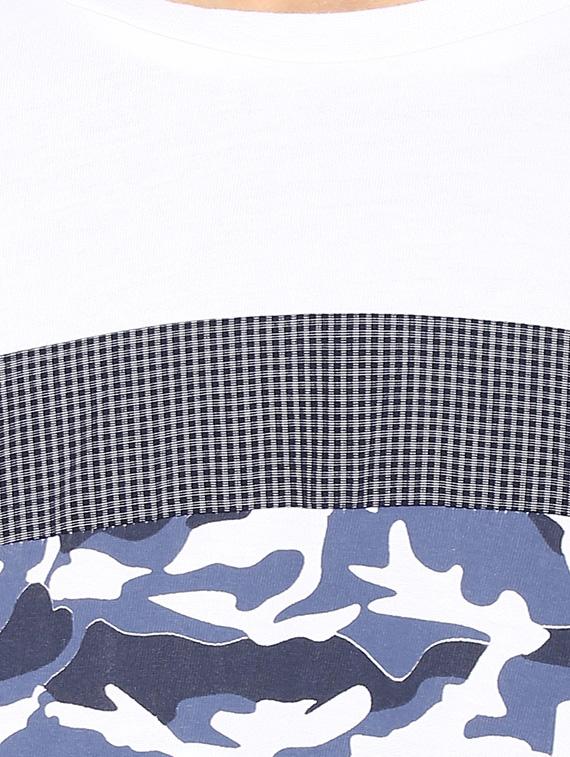 white cotton chest print t-shirt - 13119228 - Standard Image - 3