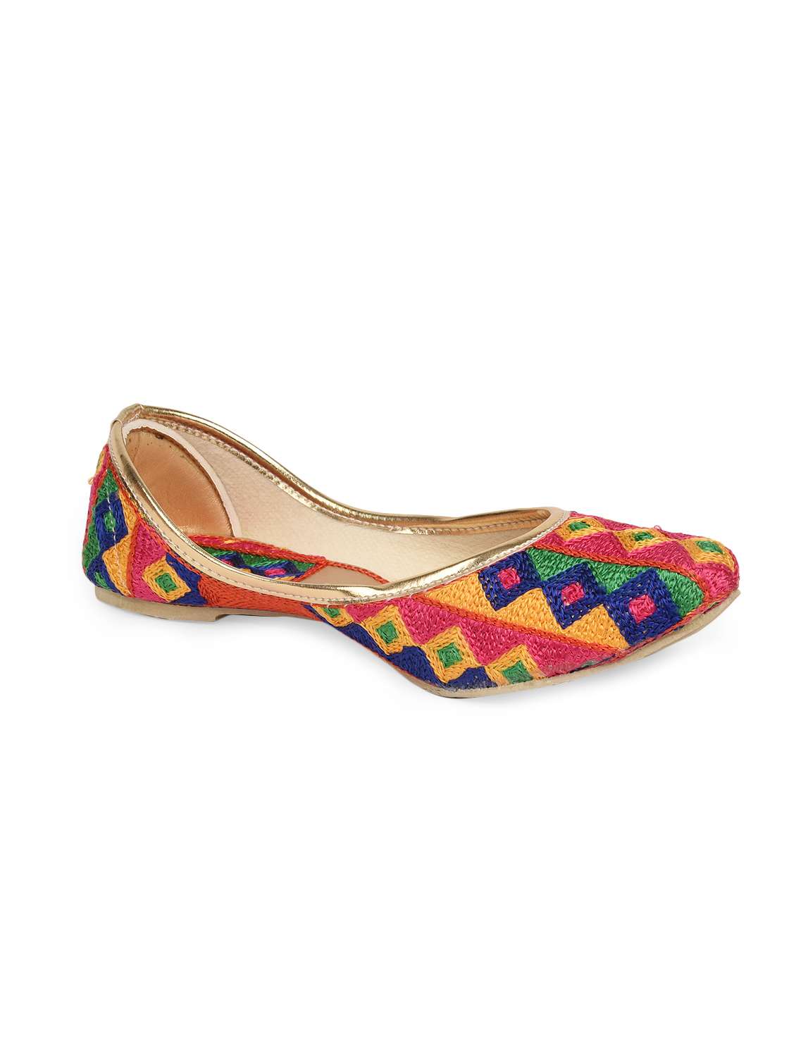 multi coloured embroidered leatherette juttis