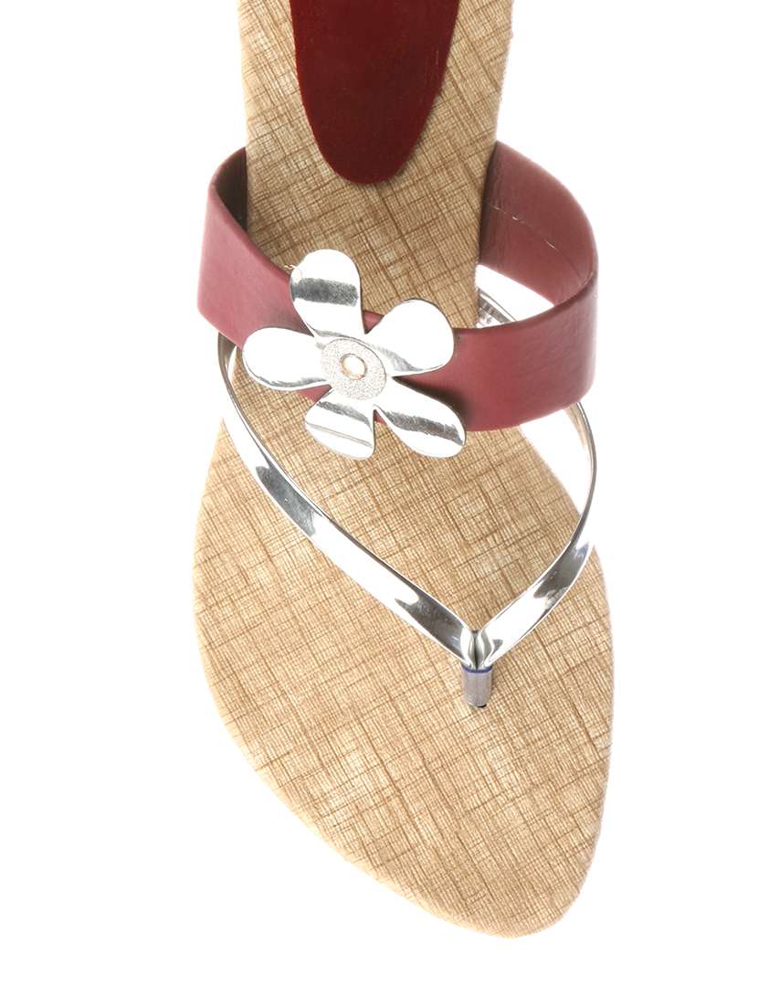maroon toe separator sandal - 13358313 - Standard Image - 3