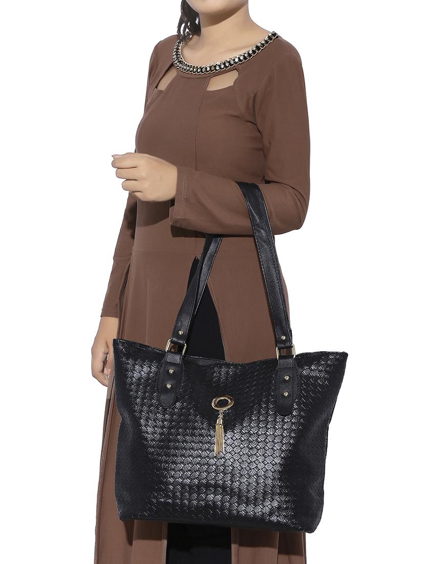 black leatherette weaved handbag - 13465903 - Standard Image - 5