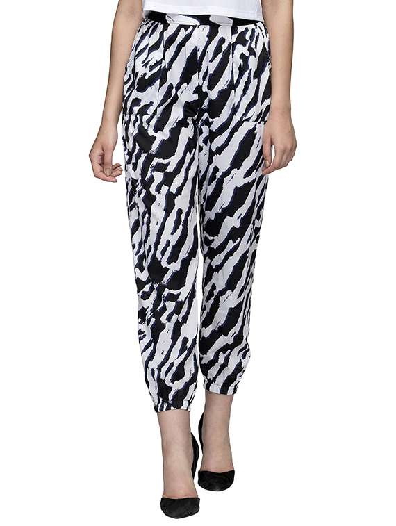 black printed peg trouser