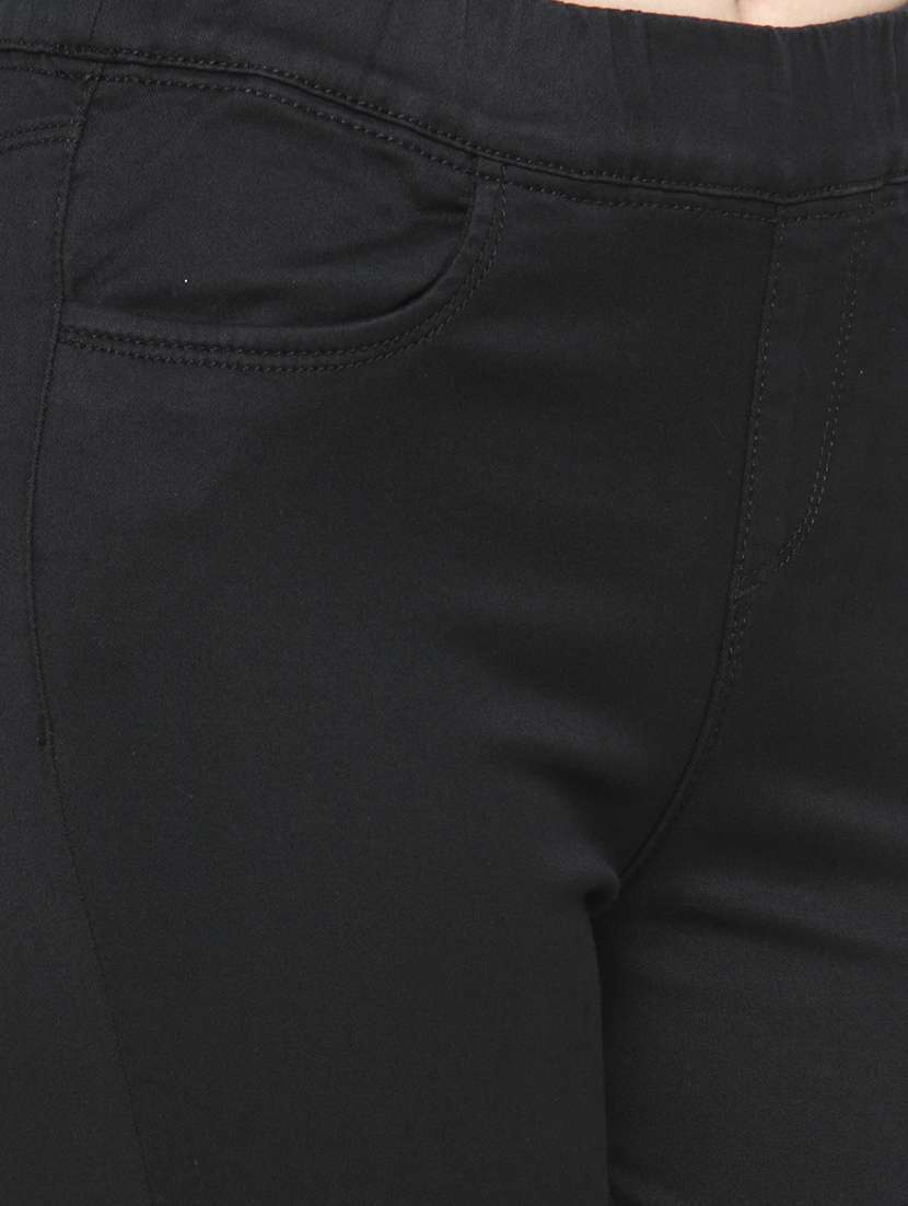 black denim capris
