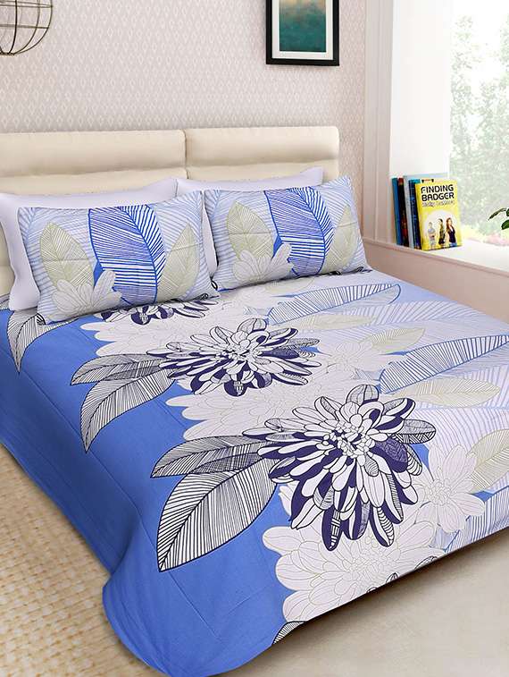 blue & white cotton printed double bedsheet with two pillow covers