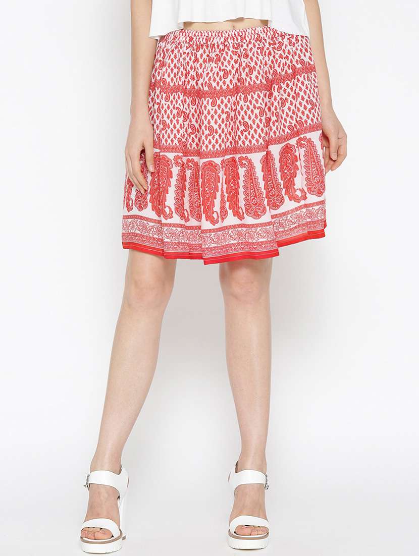 women red paisley printed flared skirt