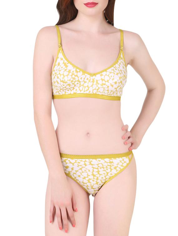 yellow hosiery bras and panty set - 13940120 - Zoom Image - 0
