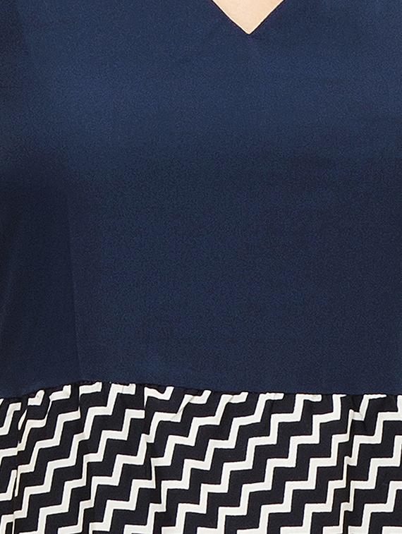 women's straight kurta - 14050879 - Standard Image - 3