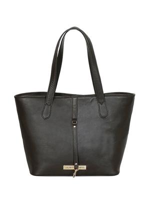 Olive Green Monsoon Bag By Viari Online Ping For Handbags Olive Green Monsoon Bag By Viari Online Ping For Handbags In India 23076