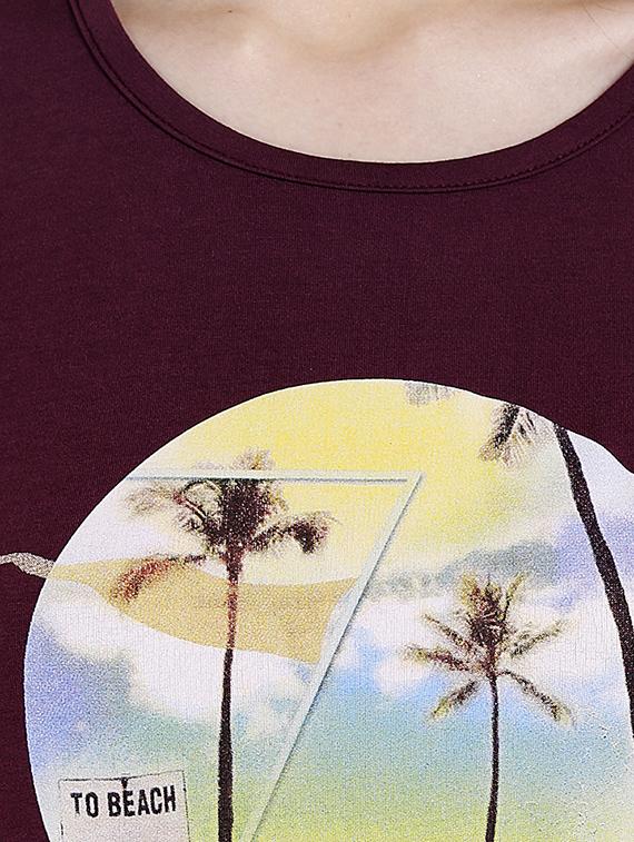 maroon printed viscose regular tee - 14367826 - Standard Image - 3