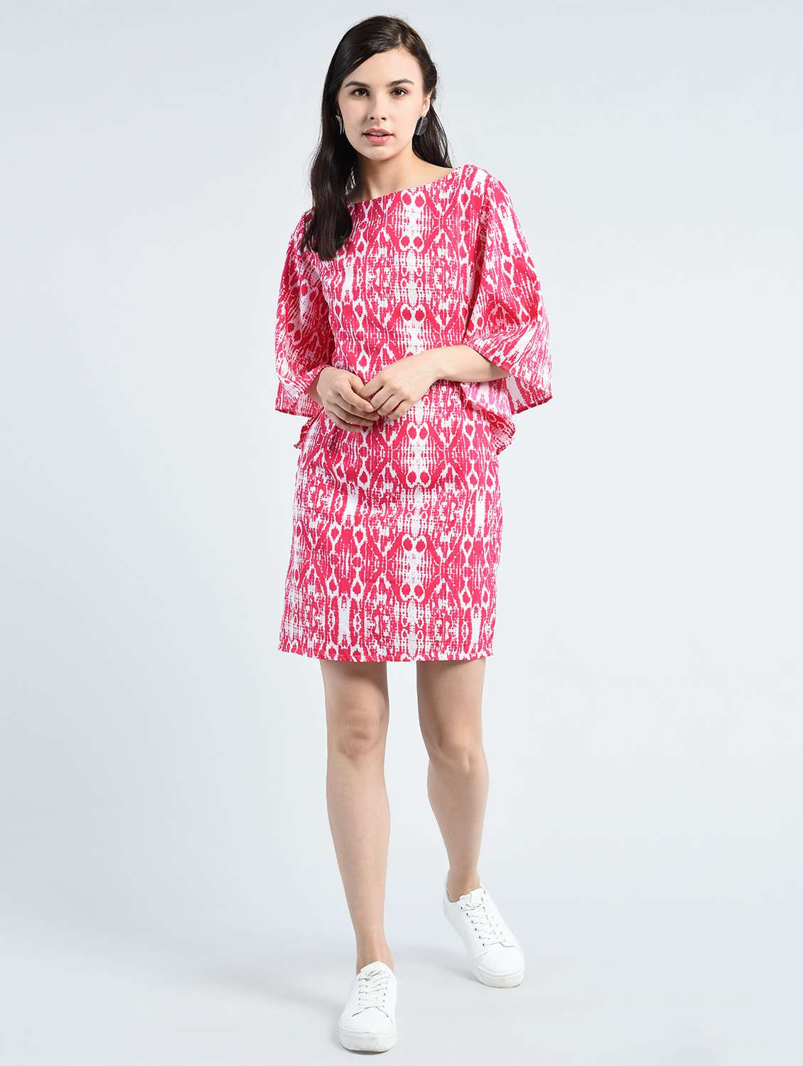 flared sleeve shift dress
