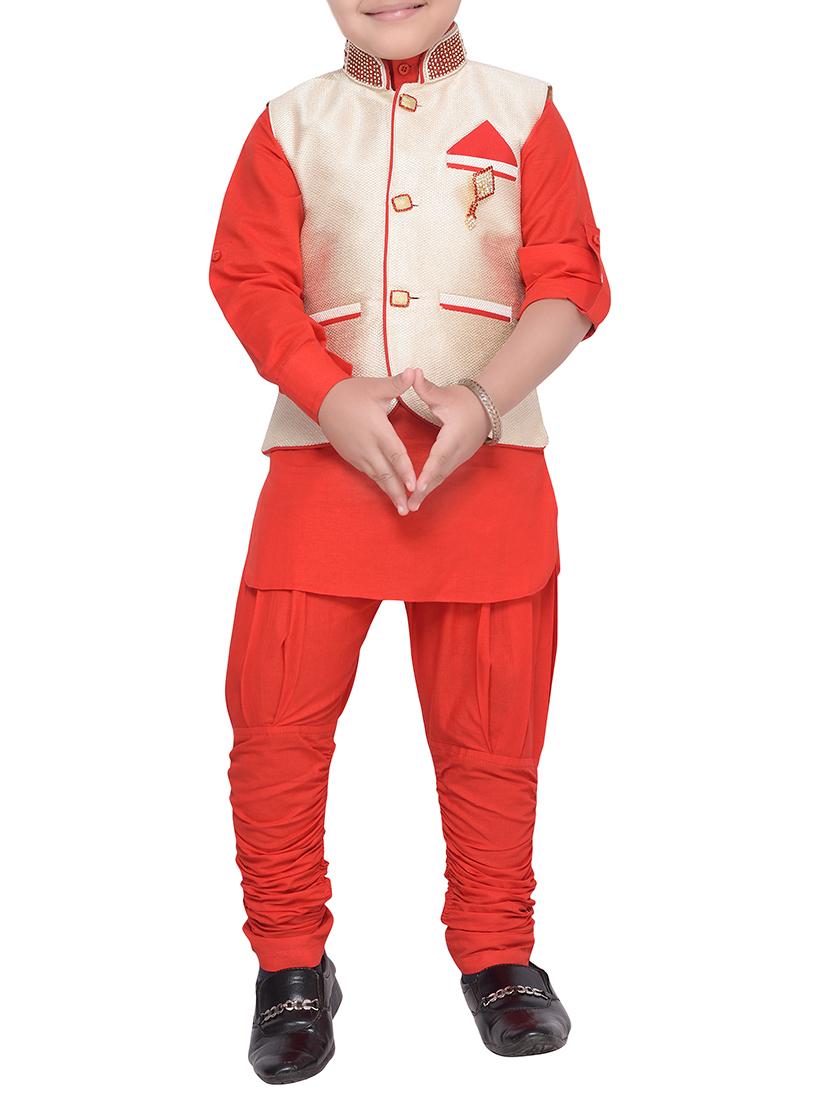 red silk blend kurta set - 14375312 - Zoom Image - 0