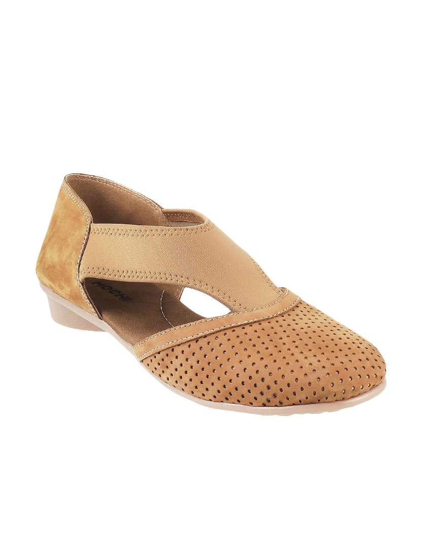 beige closed back sandal