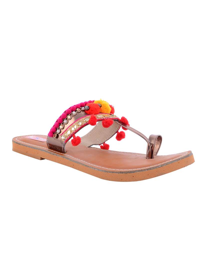red one toe kolhapuri