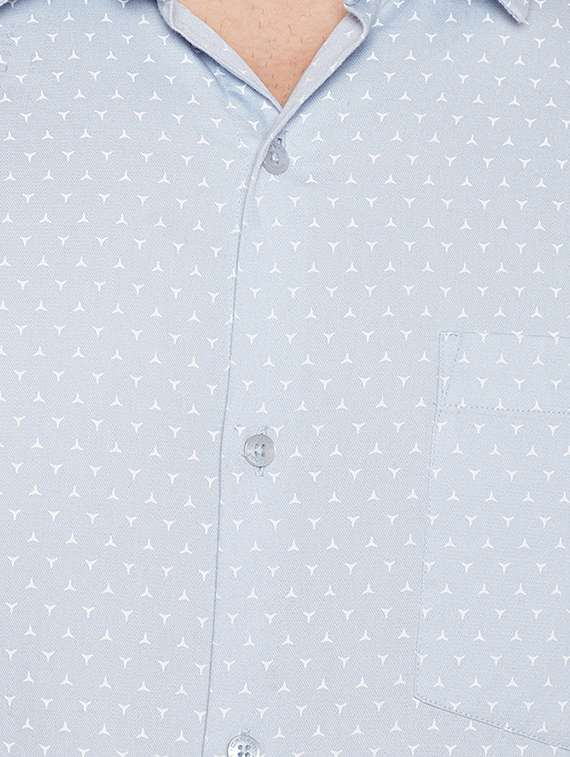 light blue solid formal shirt - 14619694 - Standard Image - 3