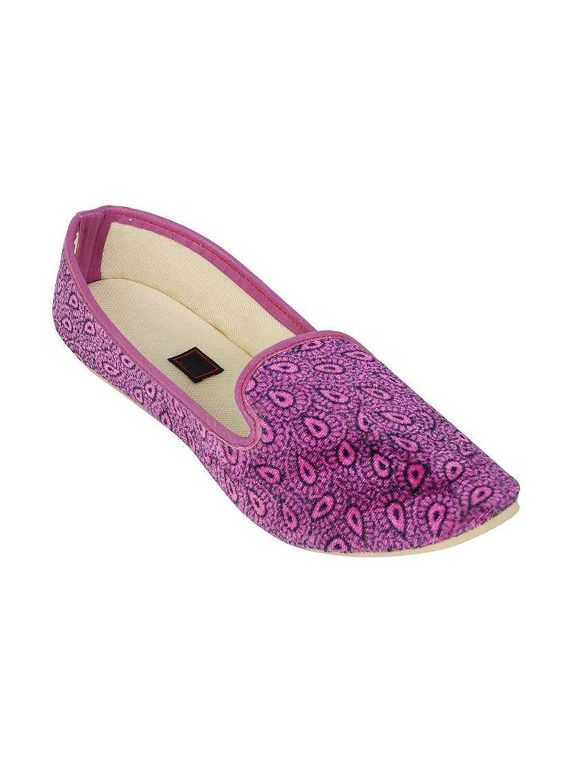 purple slip on jutis