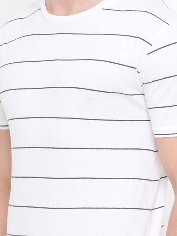 white cotton t-shirt - 14882328 -  Standard Image - 3