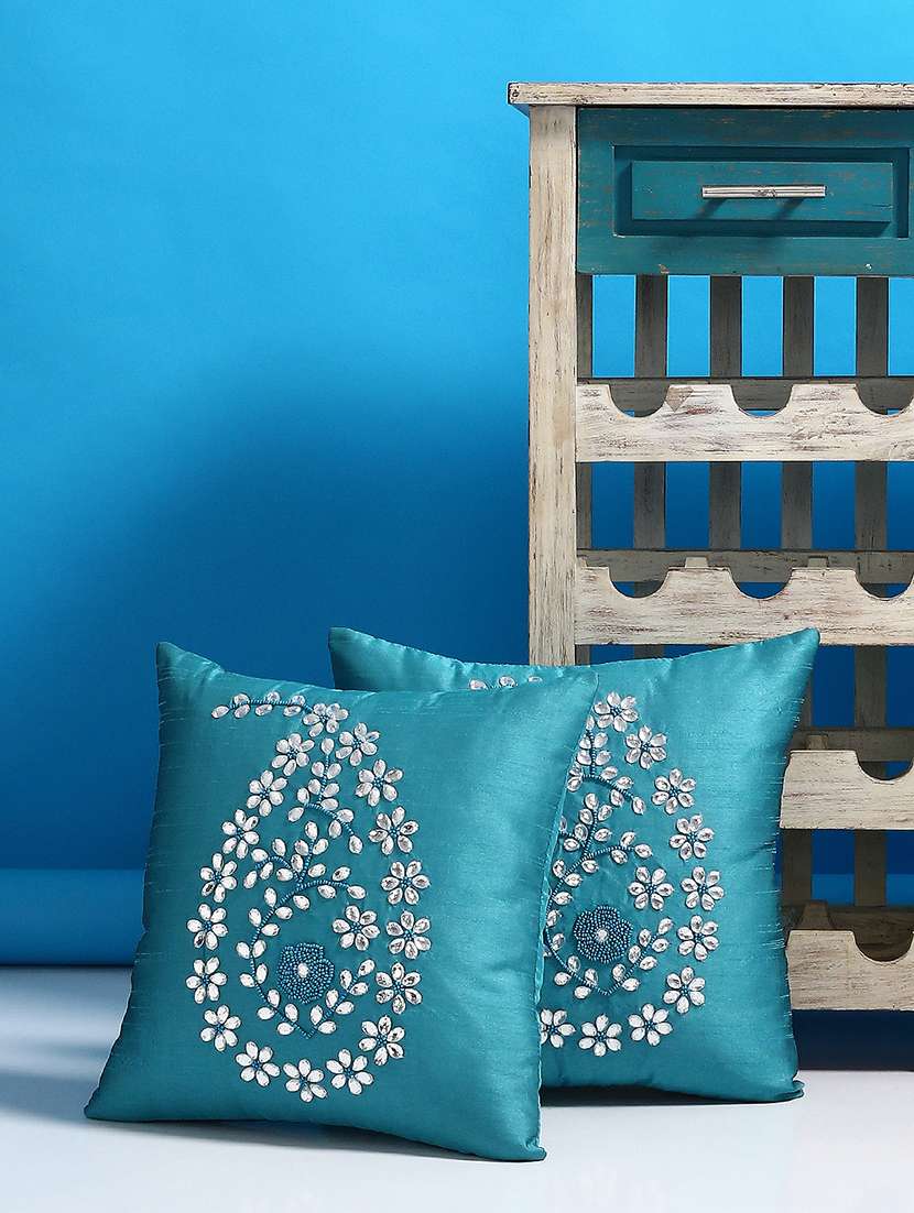 set of 2 embellished cushion covers