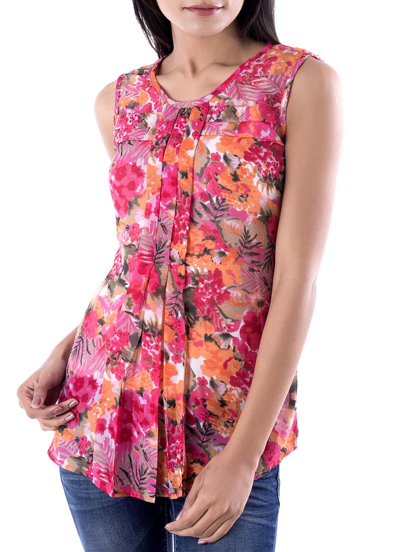 round neck pleated floral top - 15049740 - Zoom Image - 0