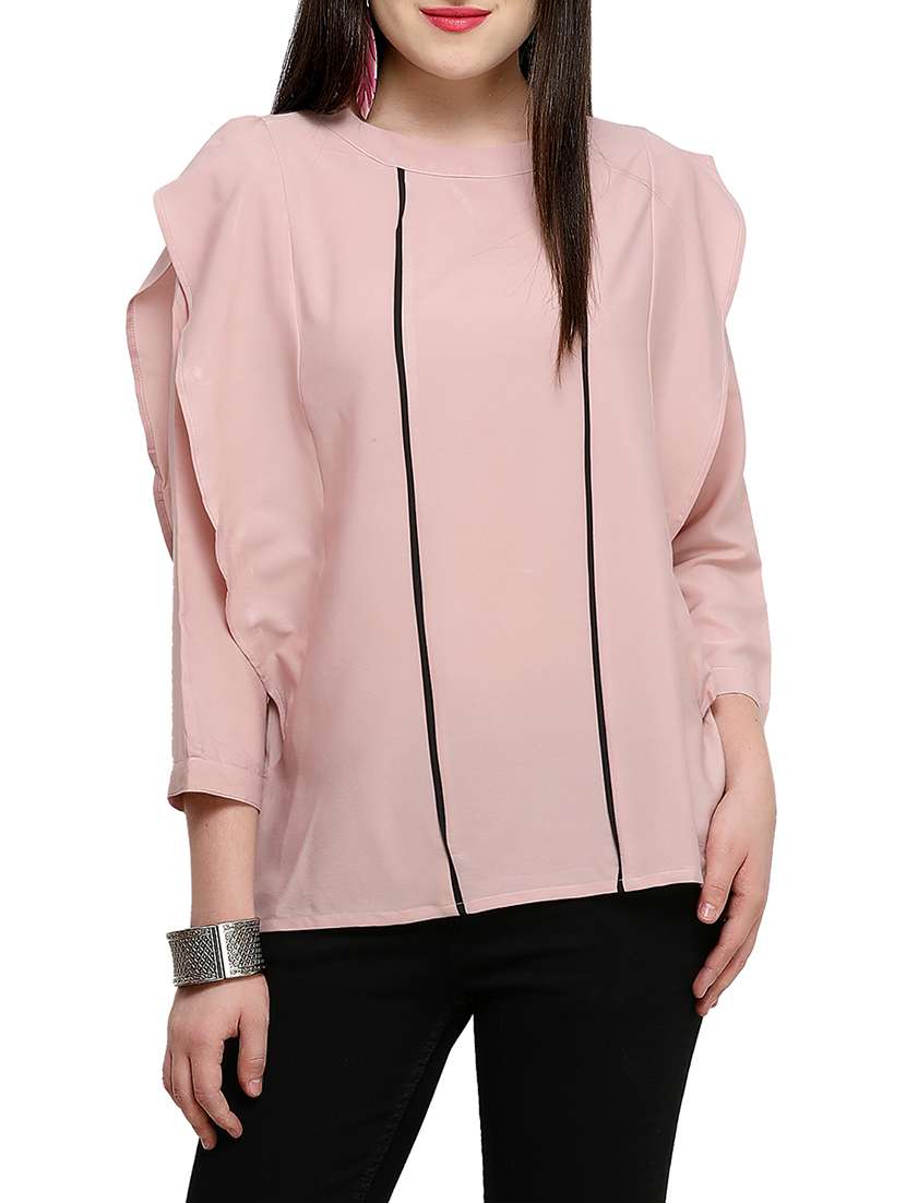 contrast piped ruffle detail sleeved top