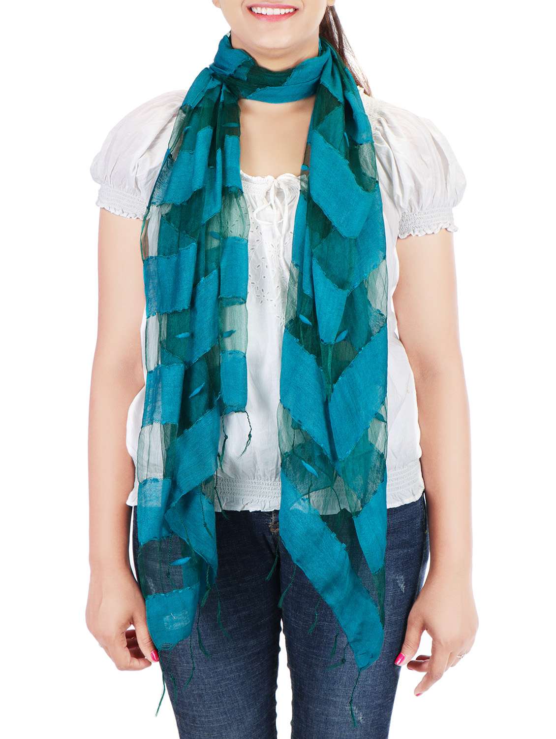 scarf with stripes - 15328343 - Zoom Image - 0