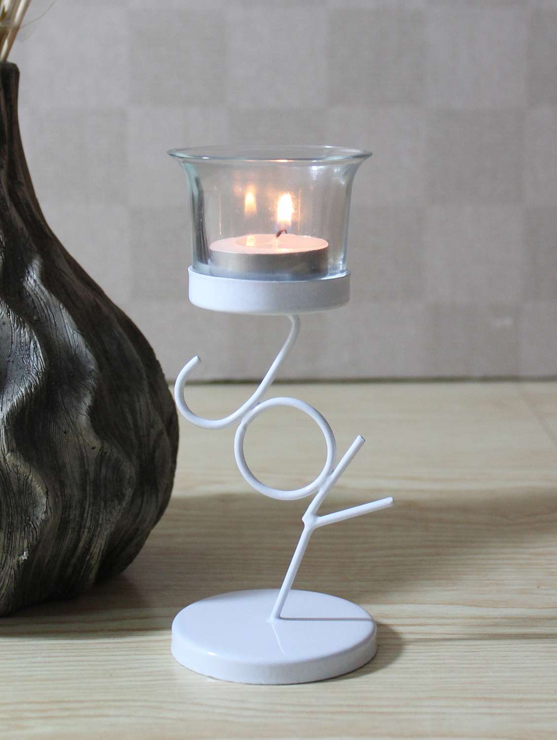 white table decorative tealight holder