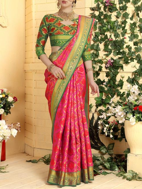 contrast border zari patola saree with blouse - 15378305 - Standard Image - 0