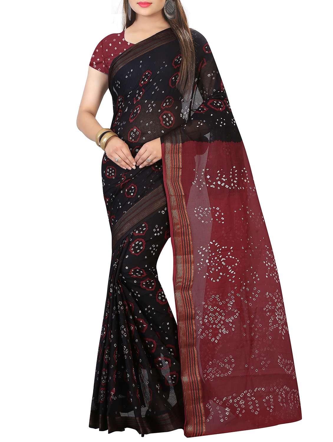 contrast pallu bandhani saree with blouse