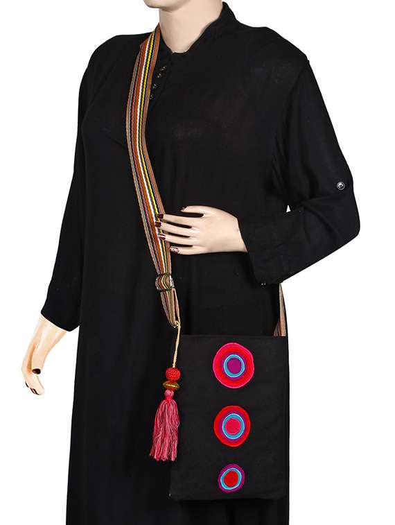 black patch work messenger sling bag - 15421027 -  Standard Image - 5