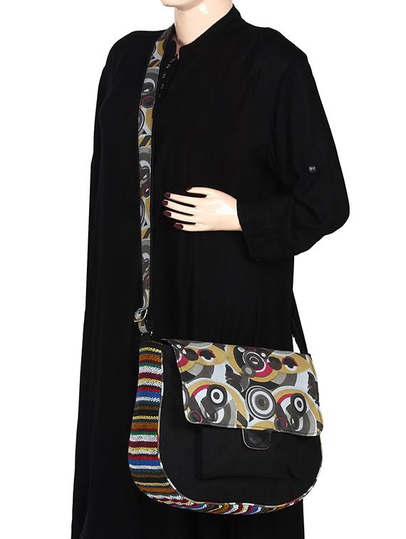 black canvas sling bag - 15421030 - Standard Image - 5