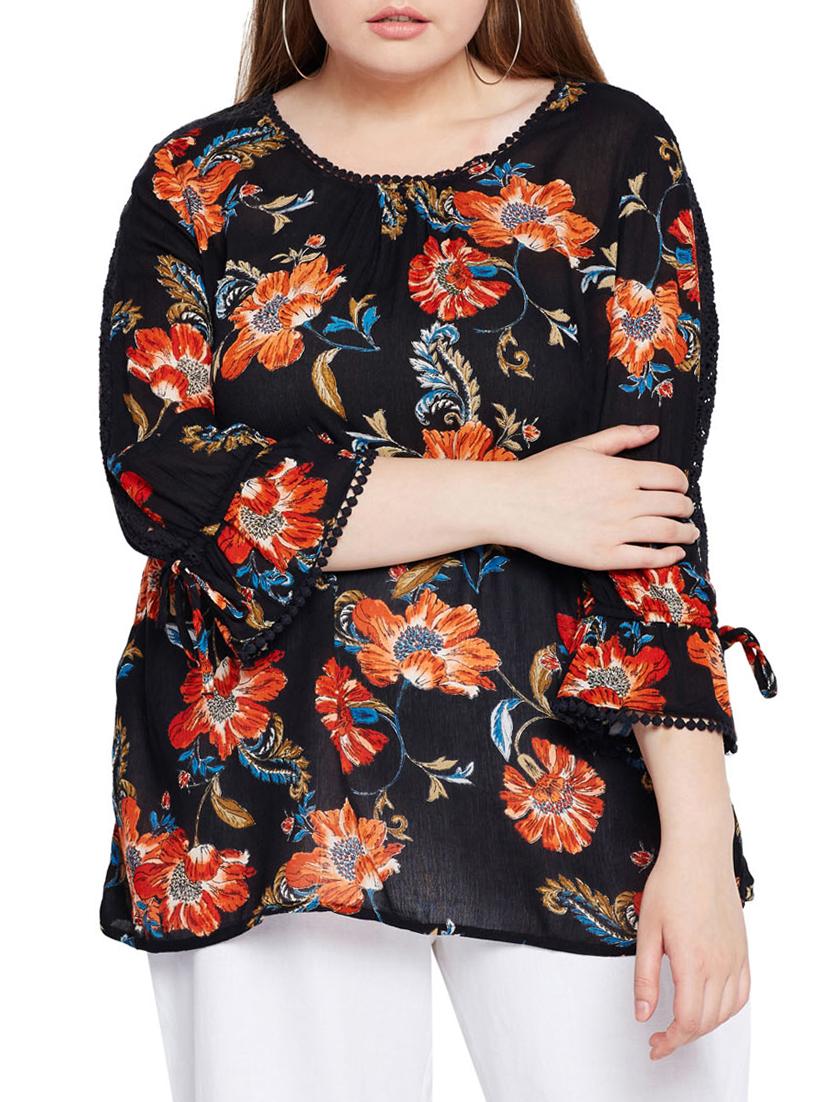 floral lace detail plus top - 15431303 - Zoom Image - 0