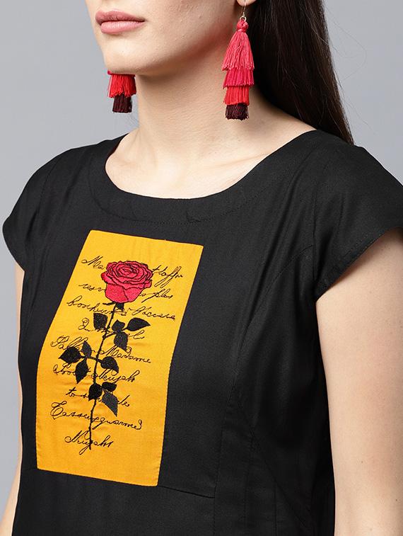 embroidered flared kurta - 15440567 - Standard Image - 3